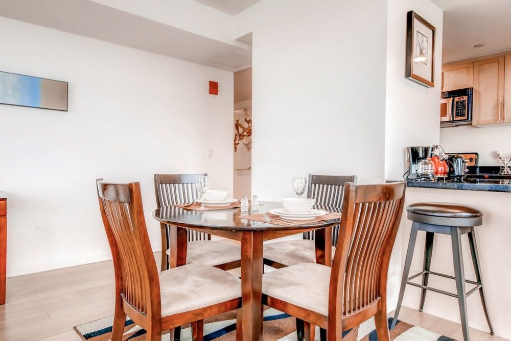 Global Luxury Suites At Kendall West Κέιμπριτζ Εξωτερικό φωτογραφία