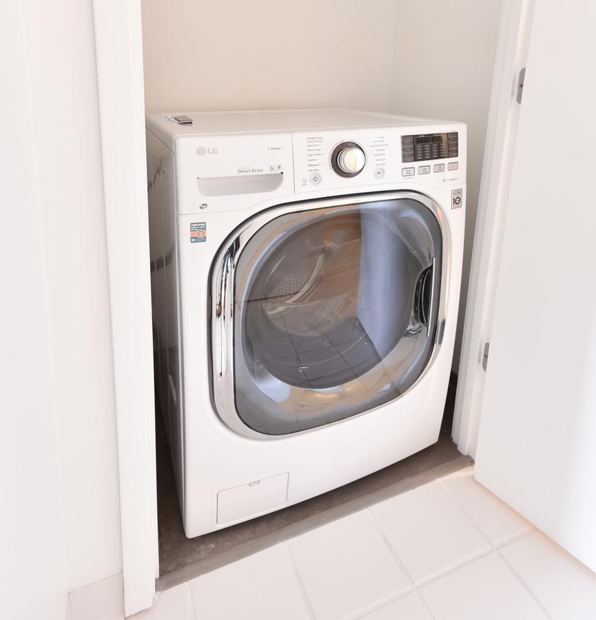 Global Luxury Suites At Kendall West Κέιμπριτζ Εξωτερικό φωτογραφία