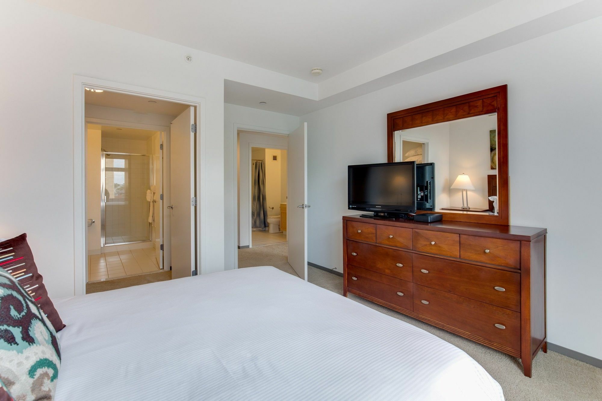 Global Luxury Suites At Kendall West Κέιμπριτζ Εξωτερικό φωτογραφία