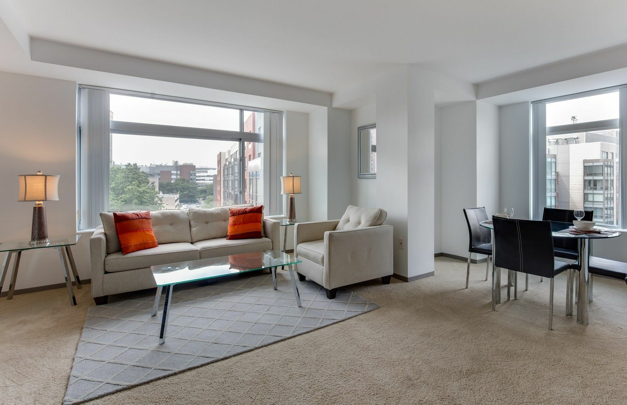 Global Luxury Suites At Kendall West Κέιμπριτζ Εξωτερικό φωτογραφία