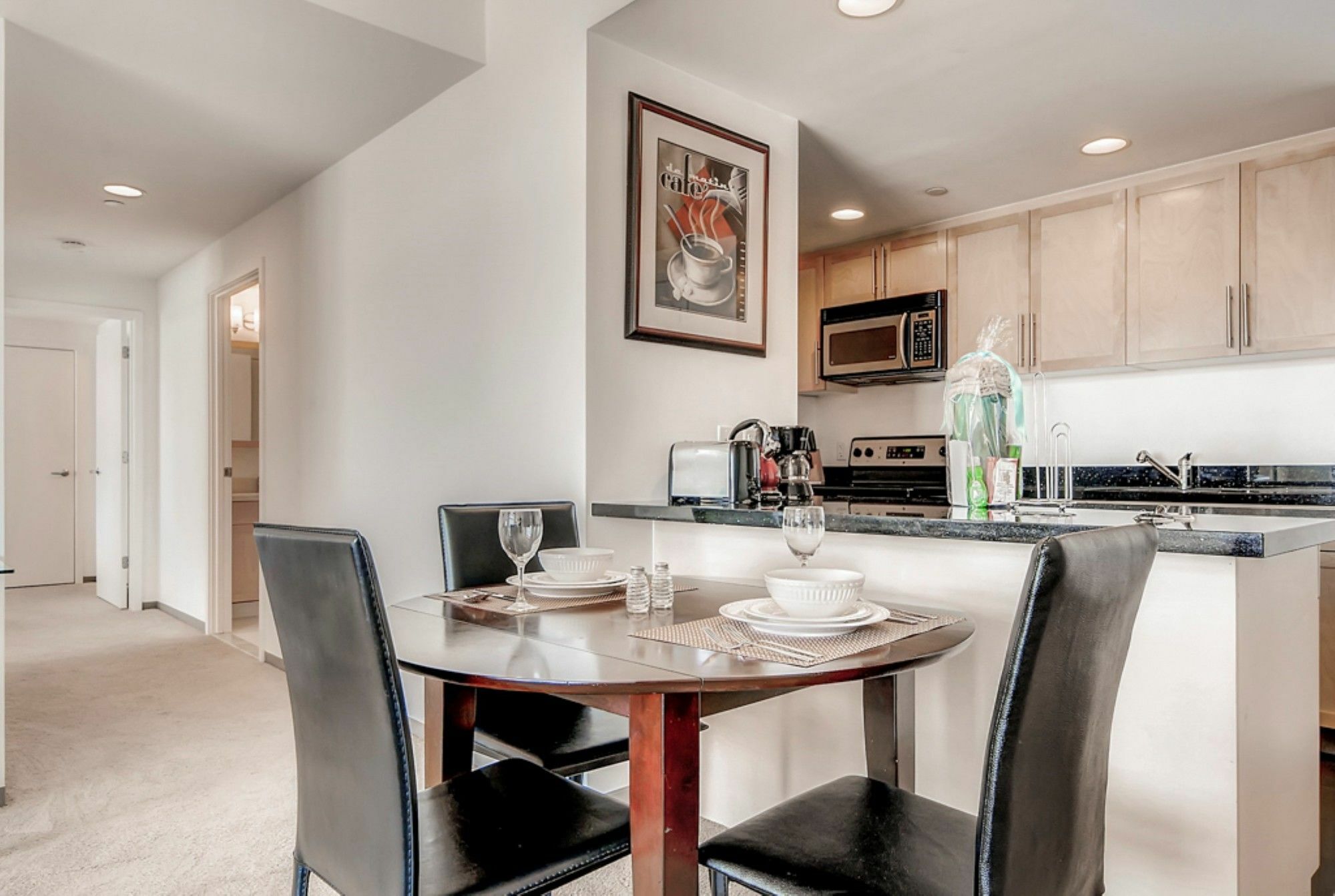 Global Luxury Suites At Kendall West Κέιμπριτζ Εξωτερικό φωτογραφία